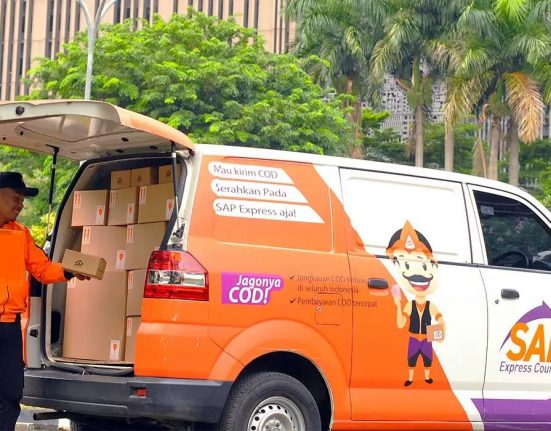 freight forwarder adalah