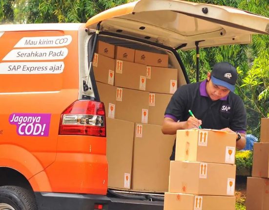 bedanya cargo dan reguler