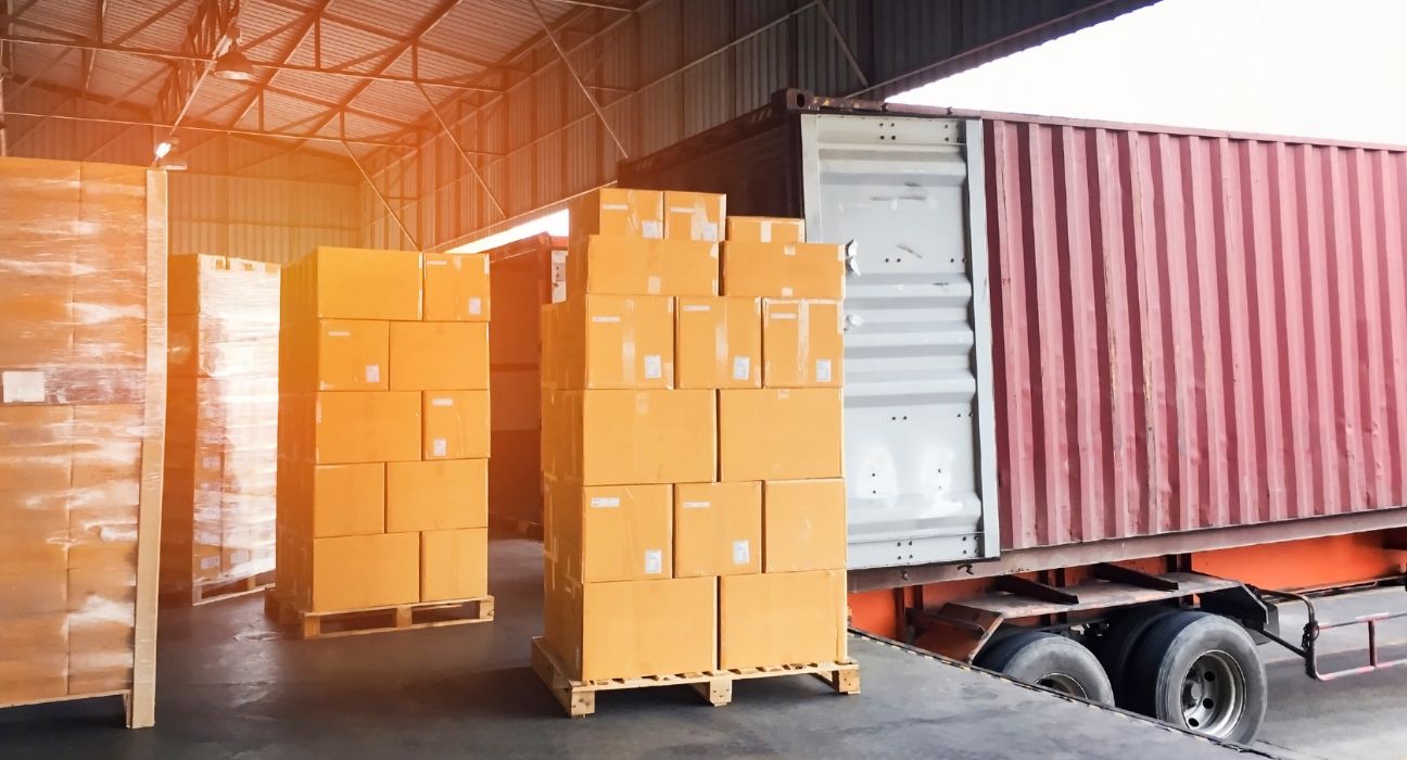 tips optimalkan distribusi logistik barang dari gudang ke toko