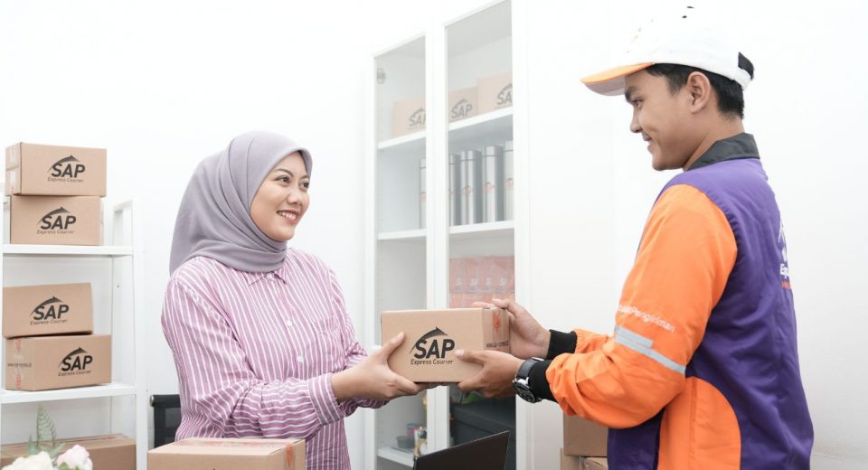 tips kirim paket untuk online seller pemula